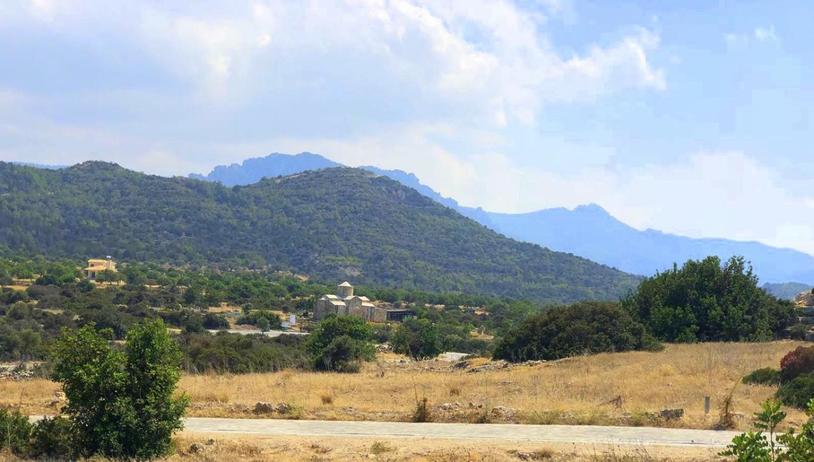 Zambak Holiday Village & Restaurant Superb Seafront Location ! Agios Georgios  Экстерьер фото
