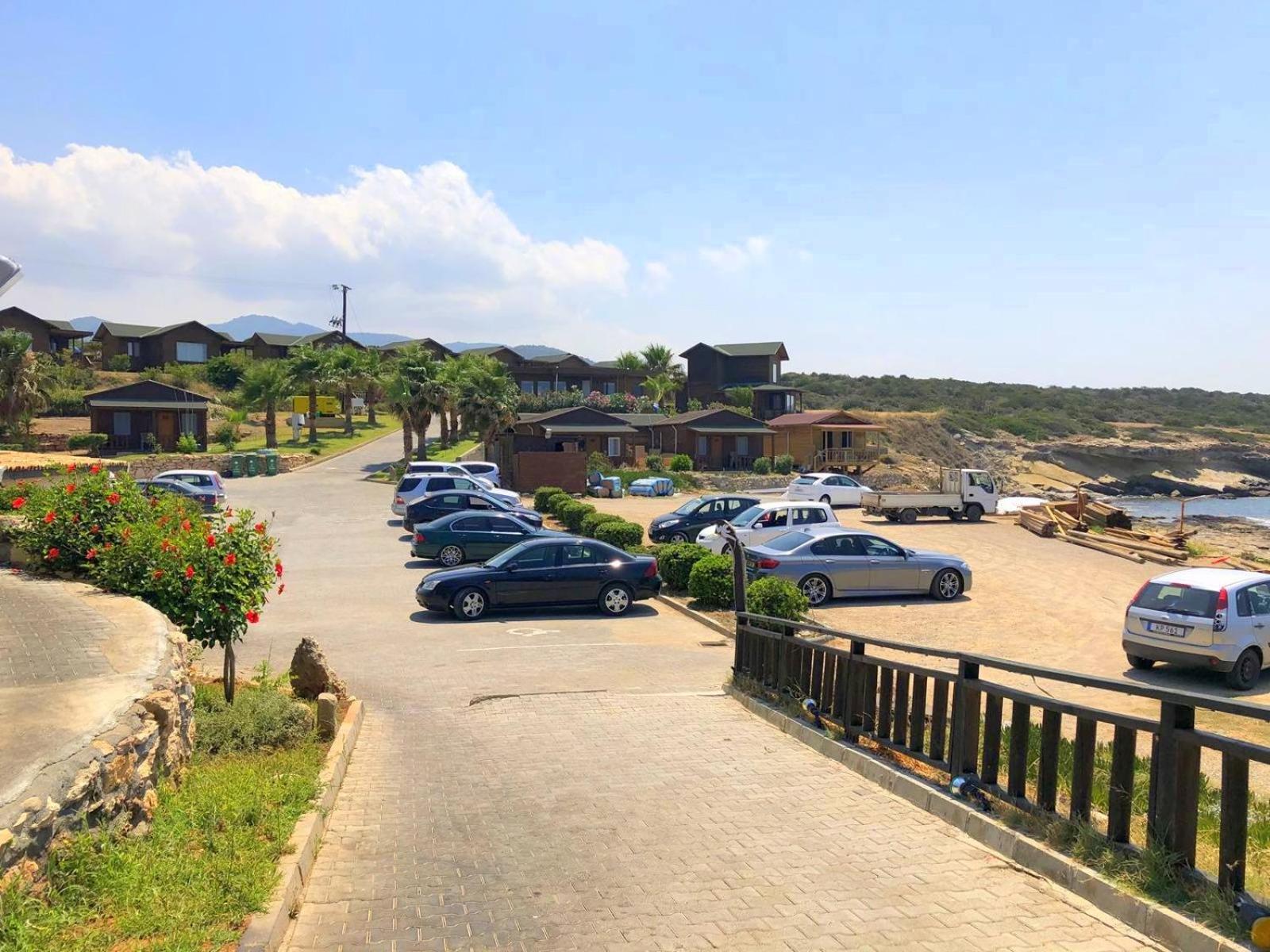 Zambak Holiday Village & Restaurant Superb Seafront Location ! Agios Georgios  Экстерьер фото