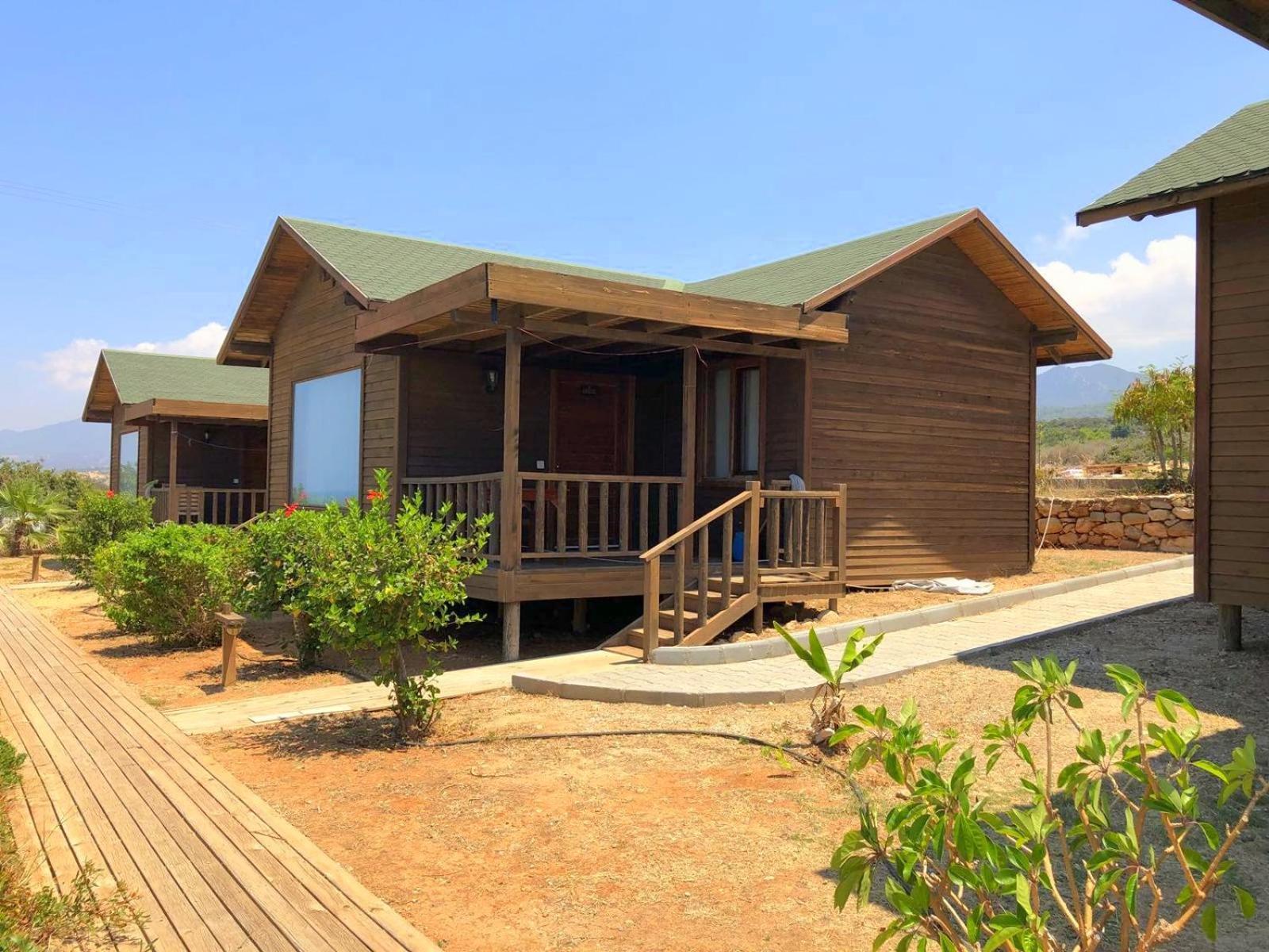 Zambak Holiday Village & Restaurant Superb Seafront Location ! Agios Georgios  Экстерьер фото